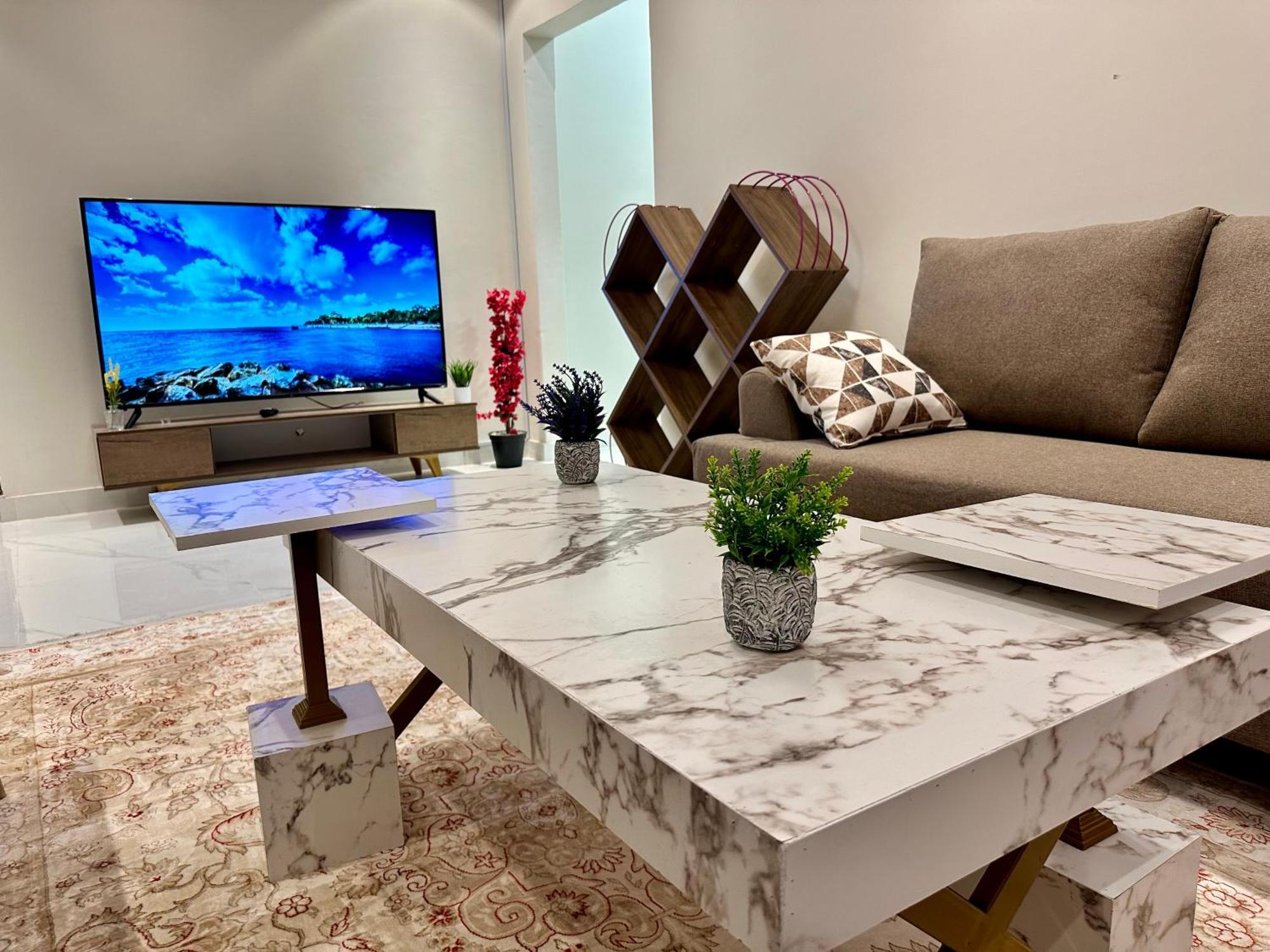 شقه رقم 3 غرفتين وصاله بدخول ذاتي انيق Apartment Riyadh